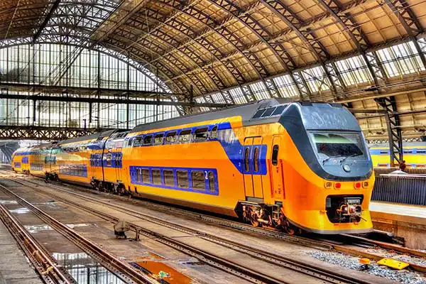 Trein Schiphol - Amsterdam Trein Schiphol - Amsterdam